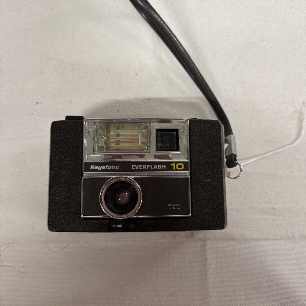 Vintage Keystone Everflash 20 Camera Electric Eye Film Flash Untested Read‎